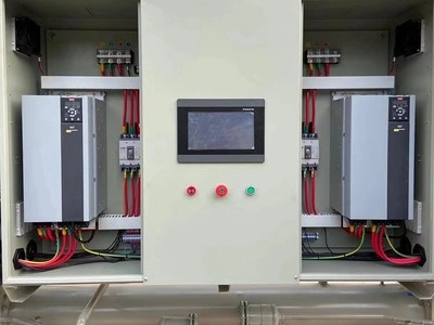 مبرد بالمياه مع ضاغط لولبي