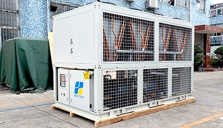 مبرد منخفض الحرارة مُبرَّد بالهواء (مع ضاغط لولبي شبه مغلق)