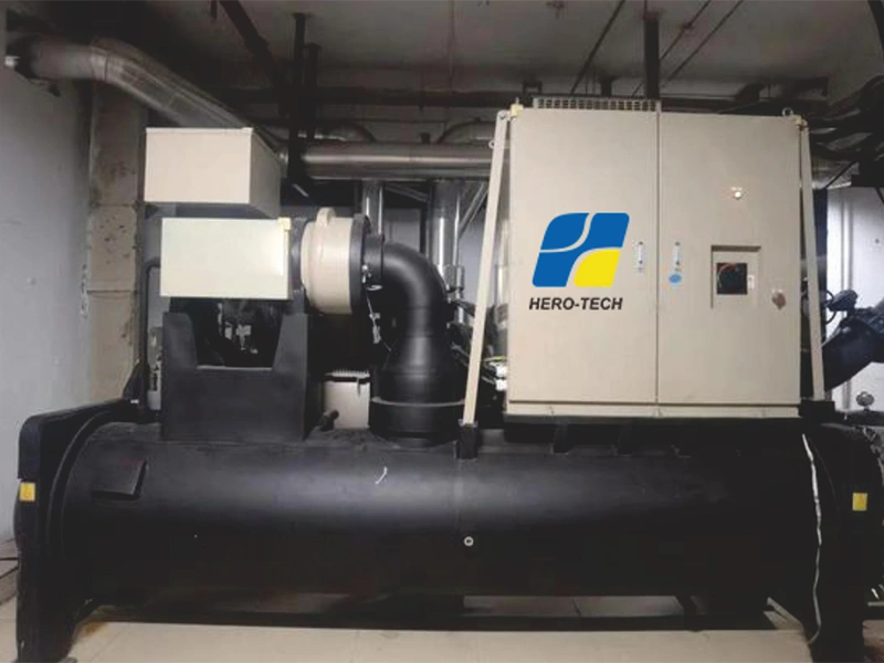 التحكم المركزي بدرجة الحرارة في مفرخ الأنقليس