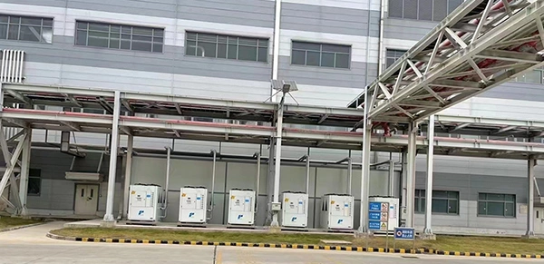 صناعة بطاريات الليثيوم